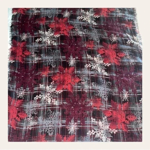 0514. Infinity WINTER THEME SCARF WHITE GREY AND RED SNOWFLAKES, - Picture 4 of 6